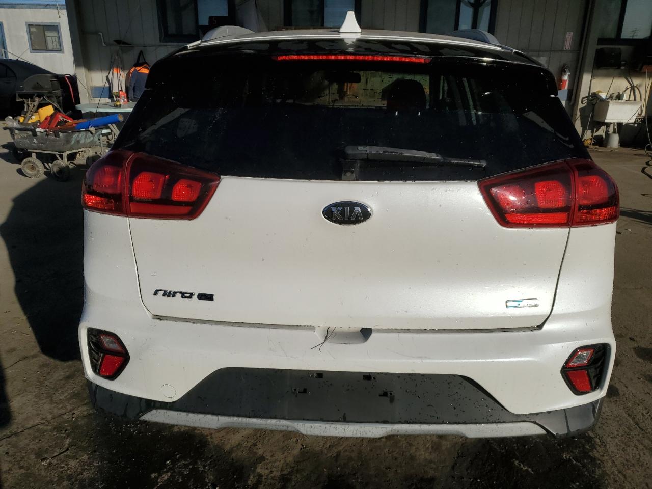2020 Kia Niro - Image 6