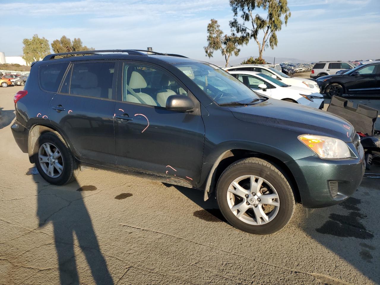2012 Toyota RAV 4 - Image 4