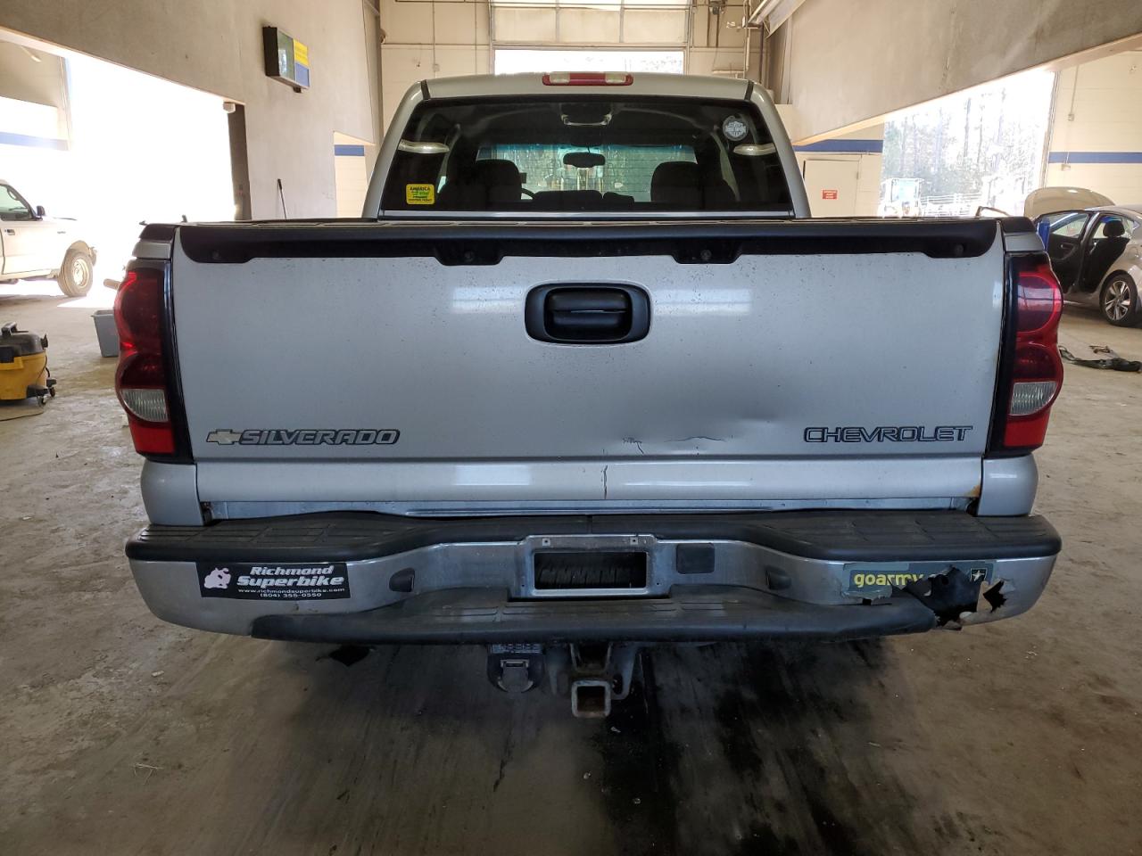 2004 Chevrolet Silverado - Image 6