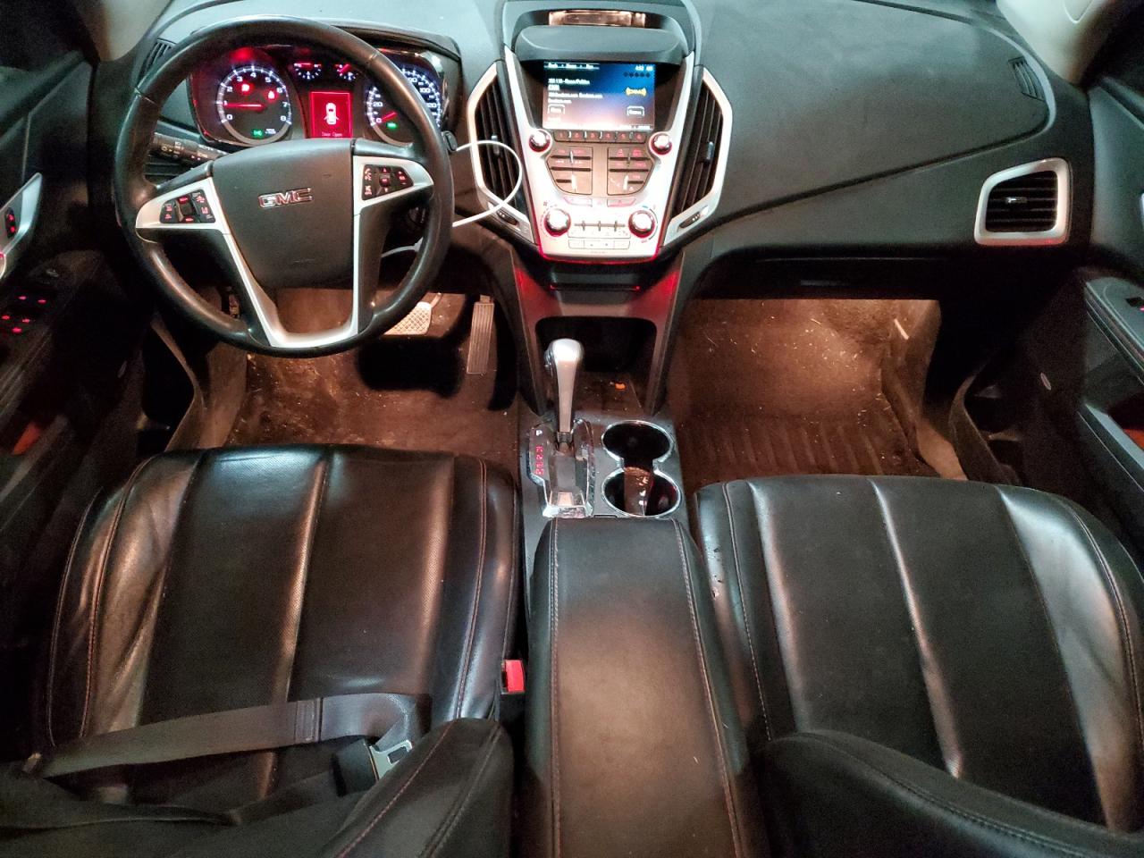 2015 GMC Terrain - Image 8