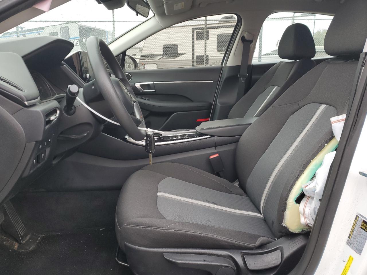 2022 Hyundai Sonata - Image 7