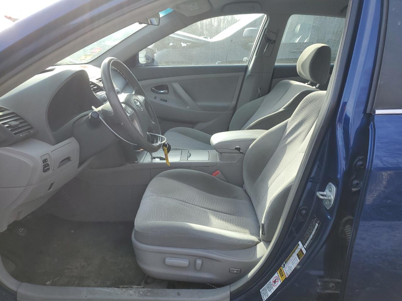 2010 Toyota Camry - Image 7