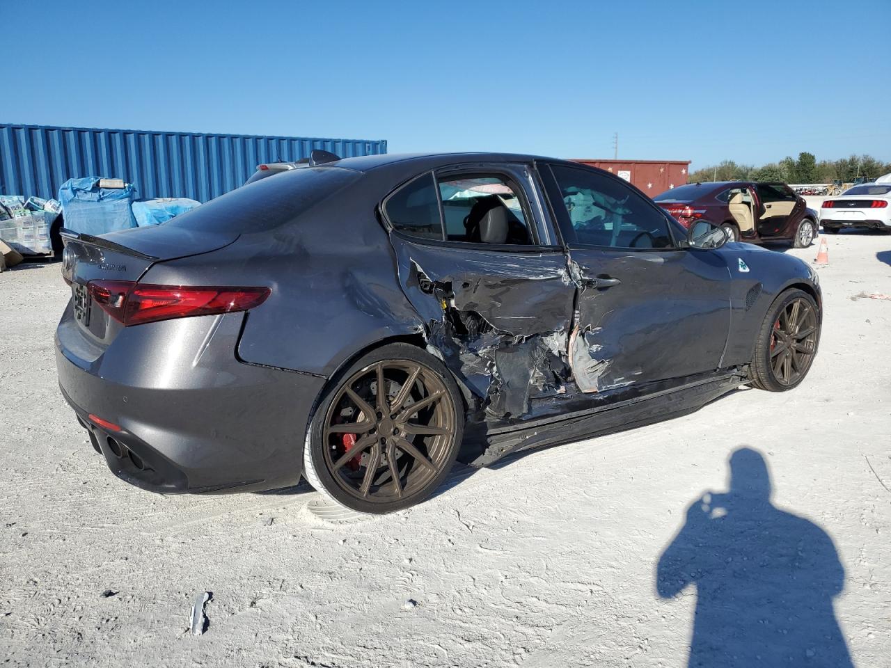 2019 Alfa Romeo Giulia - Image 3