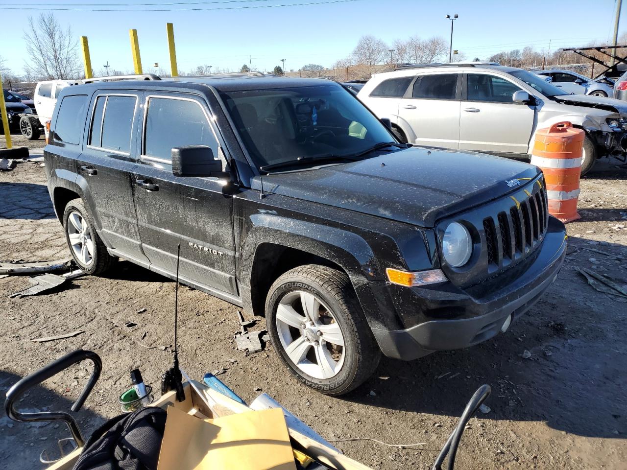 2015 Jeep Liberty (Patriot) - Image 4