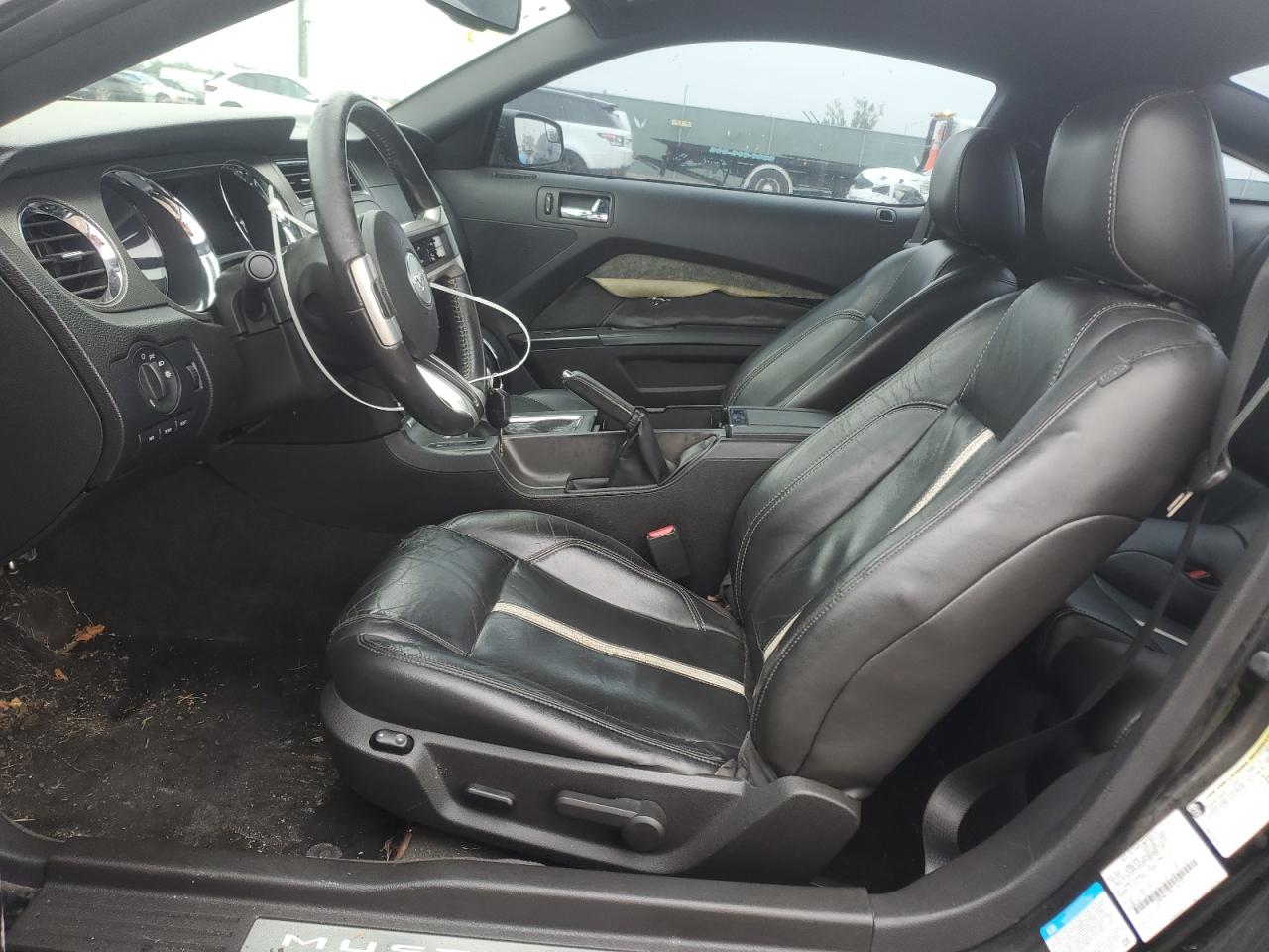 2011 Ford F250 - Image 7