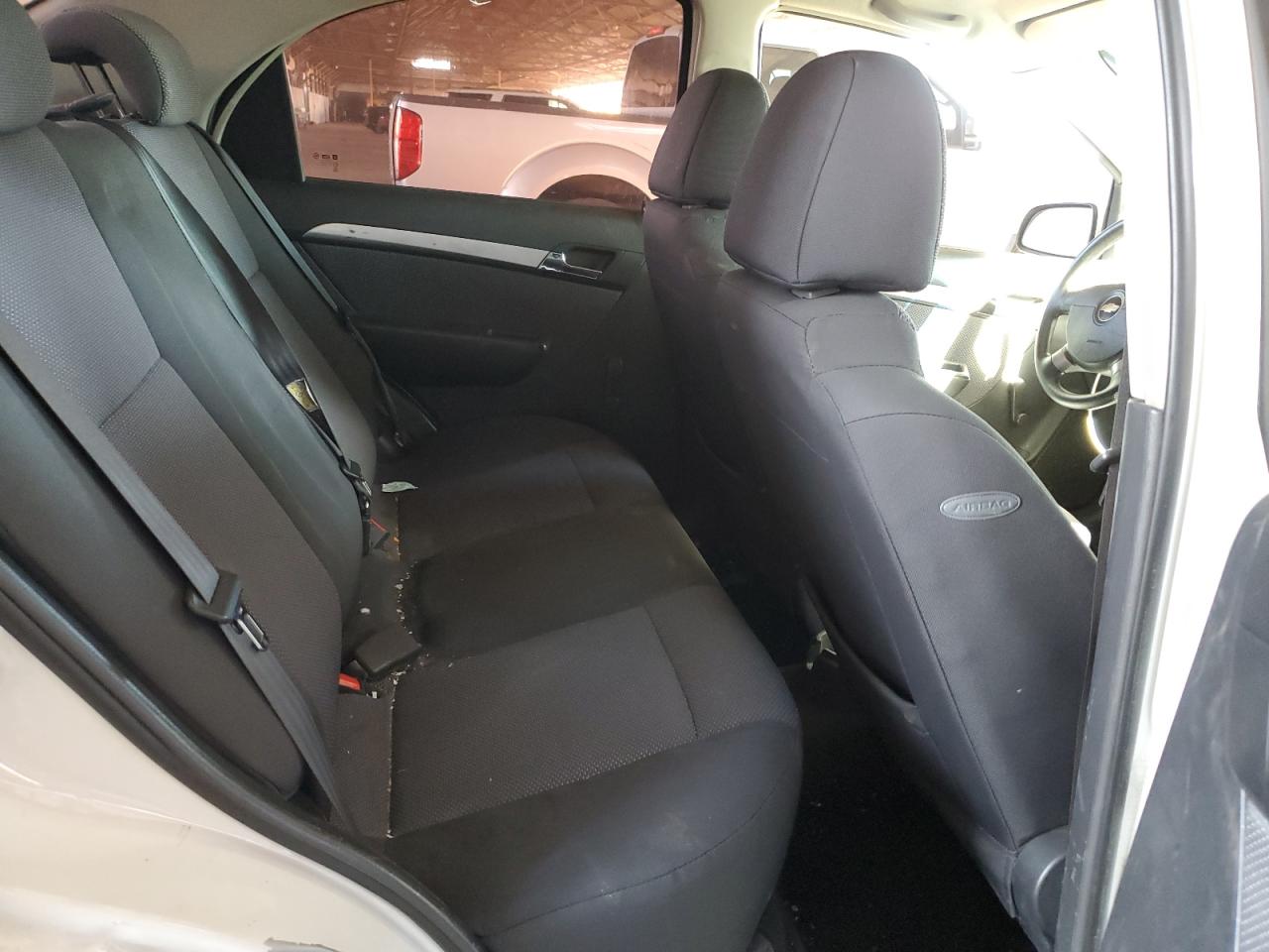 2010 Chevrolet Aveo - Image 10