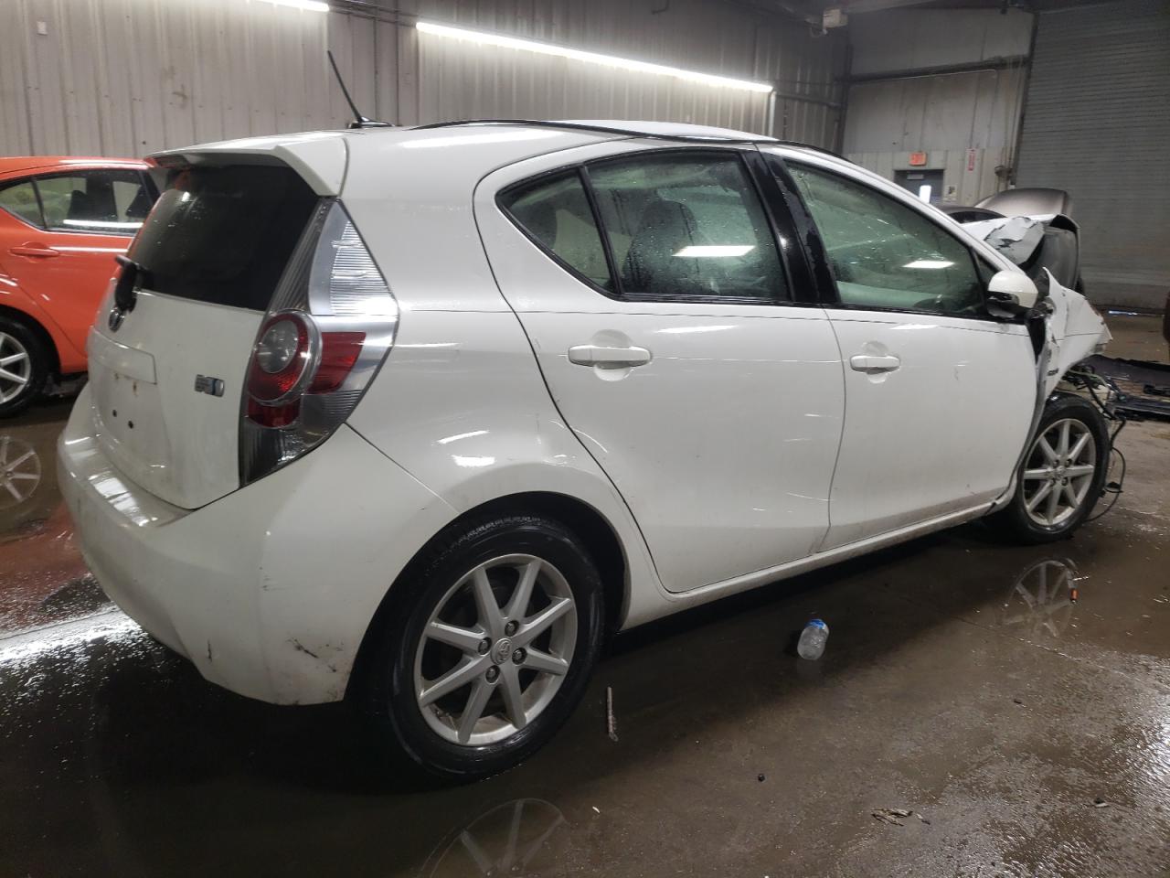 2012 Toyota Prius - Image 3