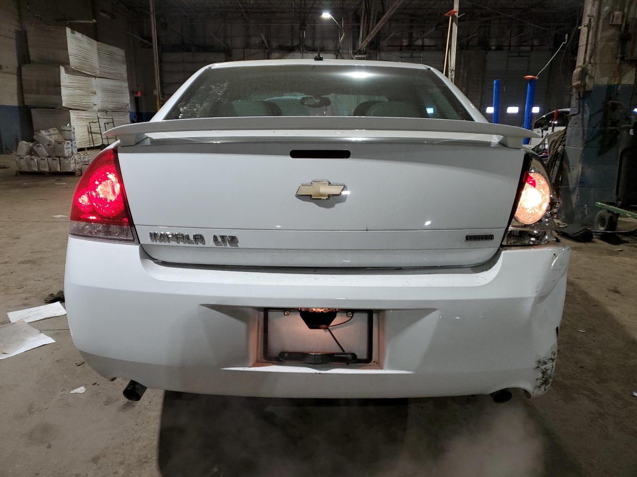 2016 Chevrolet Impala - Image 6