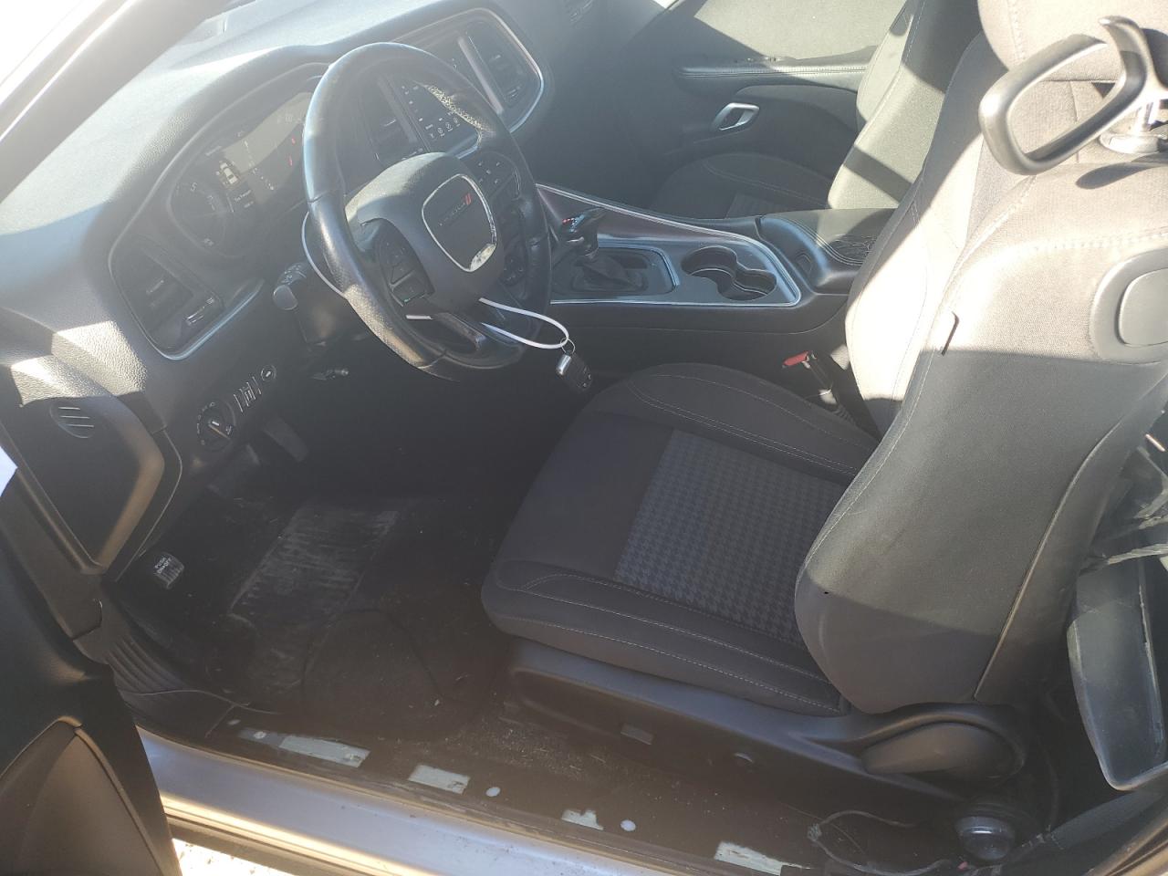 2019 Dodge Challenger - Image 7