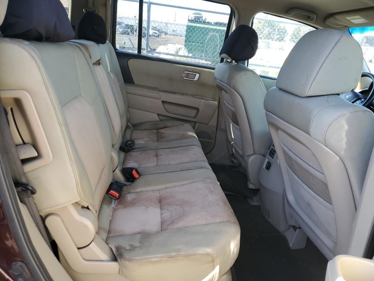2010 Honda Pilot - Image 11