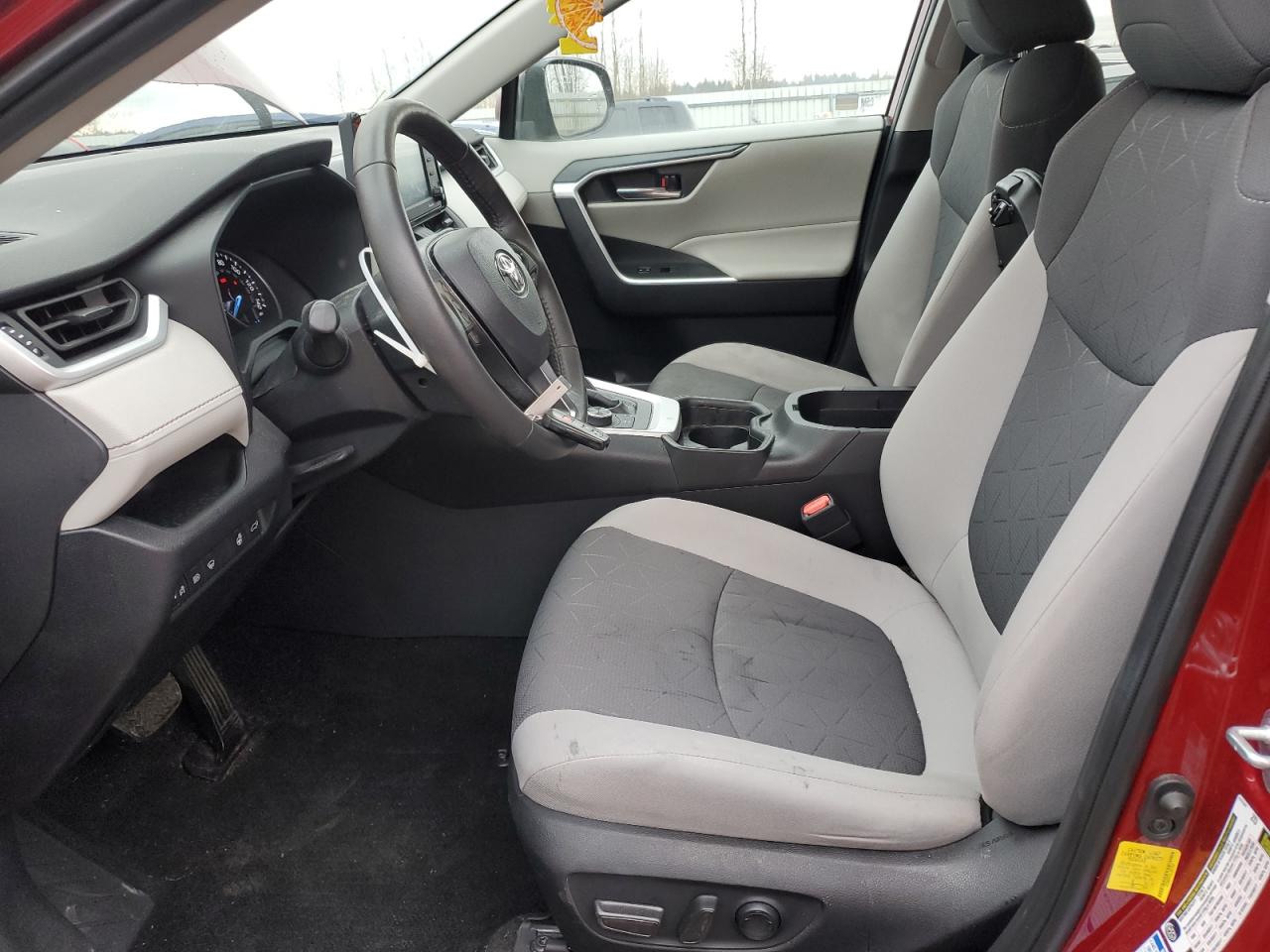 2020 Toyota RAV 4 - Image 7