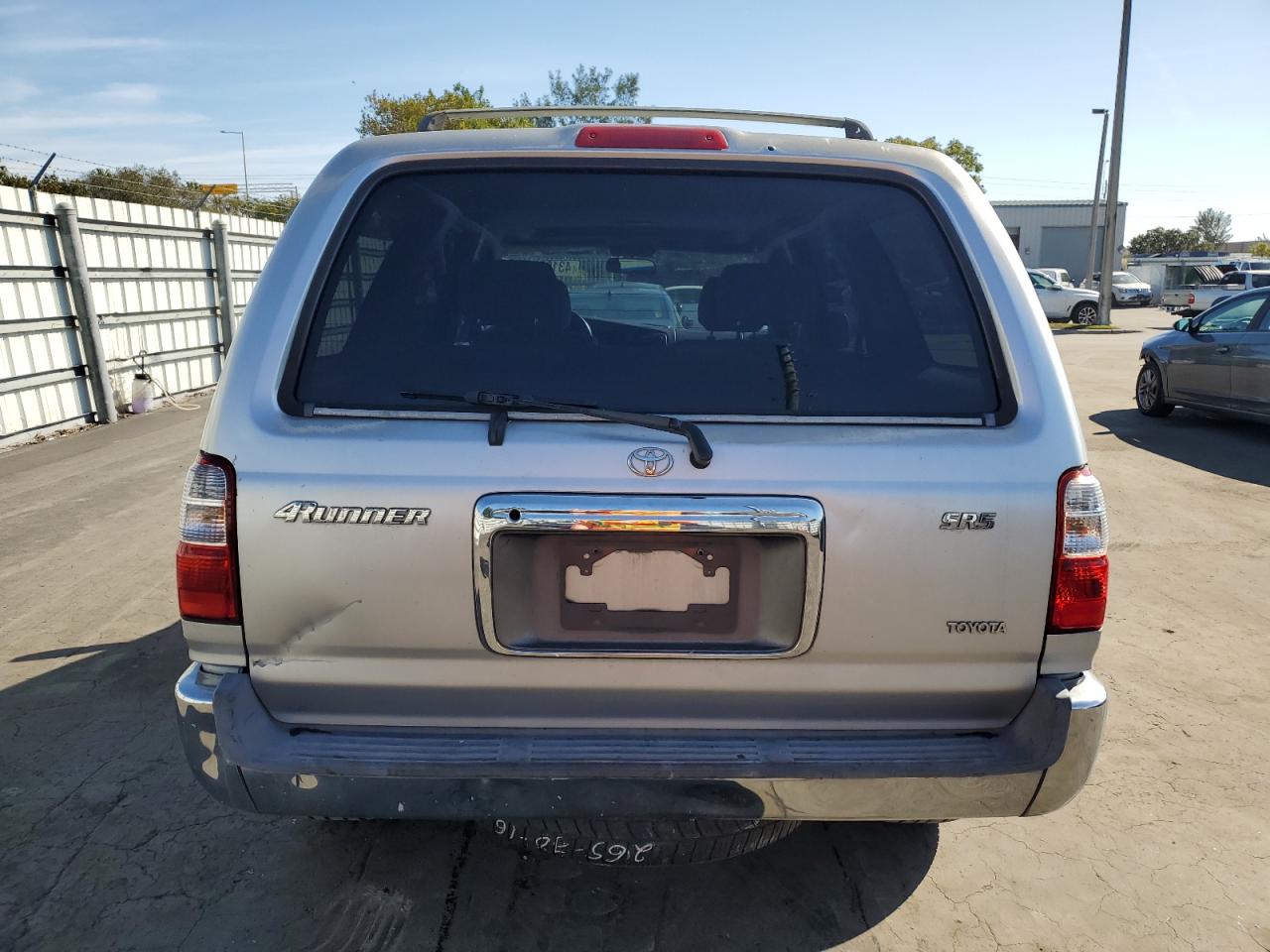2002 Toyota 4Runner - Image 6