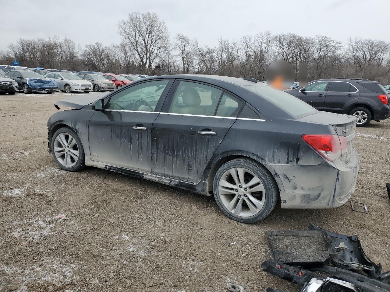 2015 Chevrolet Cruze - Image 2