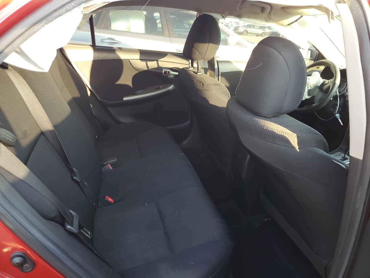 2011 Toyota Corolla - Image 11