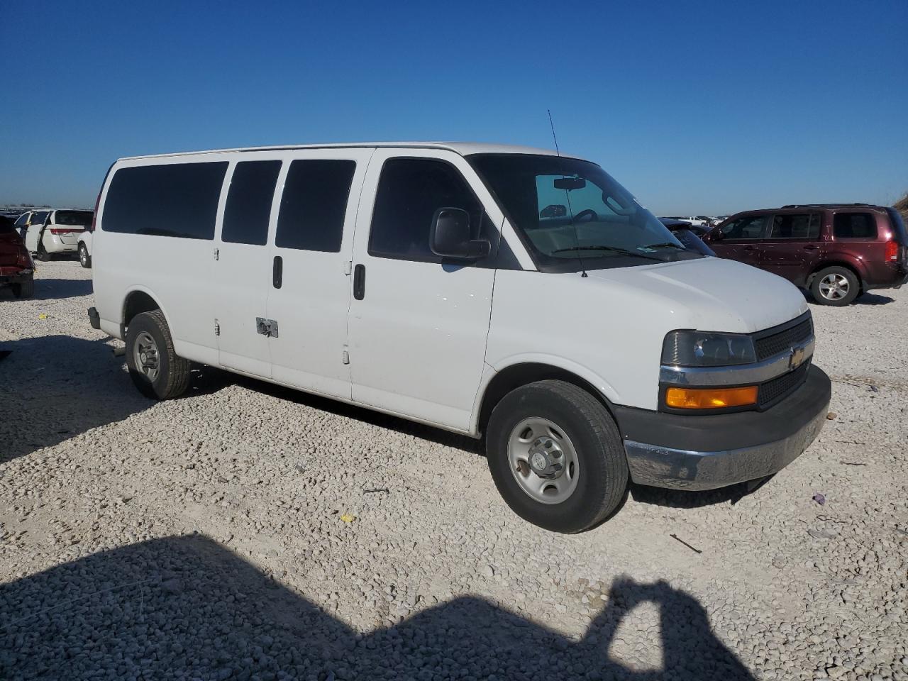 2016 Chevrolet Express - Image 4