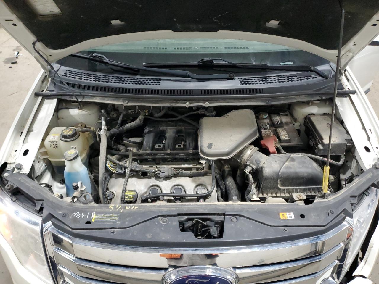 2010 Ford Edge - Image 12