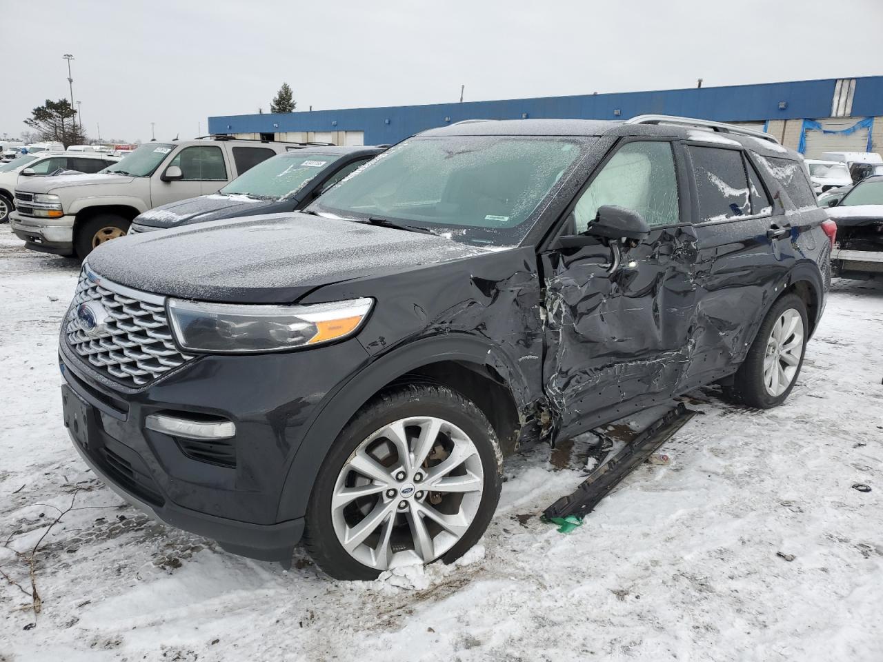 2022 Ford Explorer - Image 1
