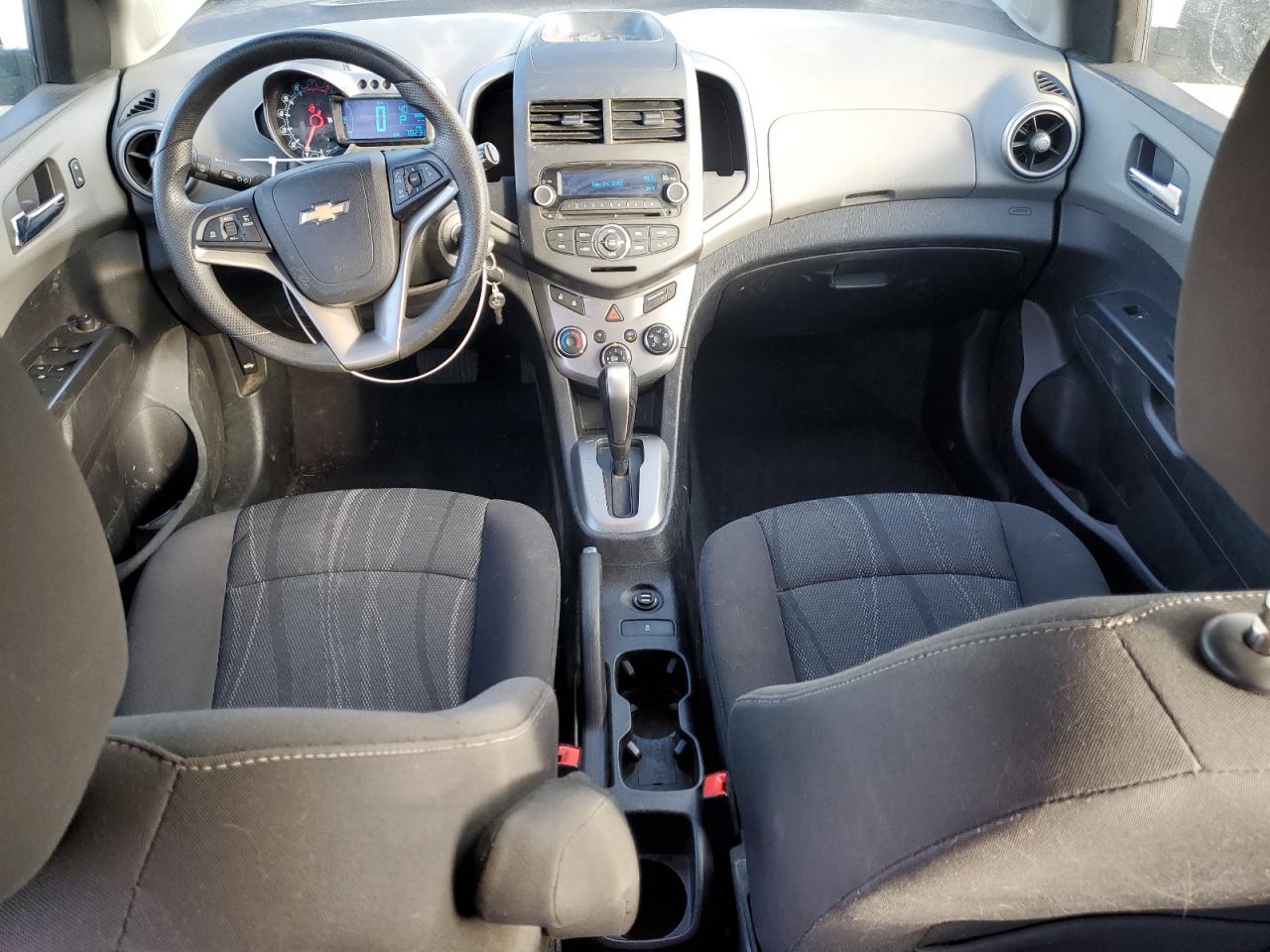 2015 Chevrolet Sonic - Image 8