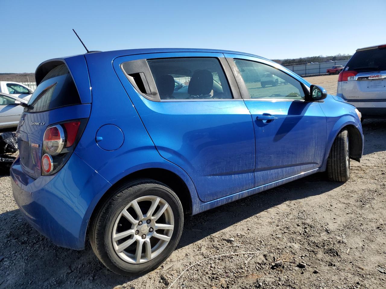 2016 Chevrolet Sonic - Image 3