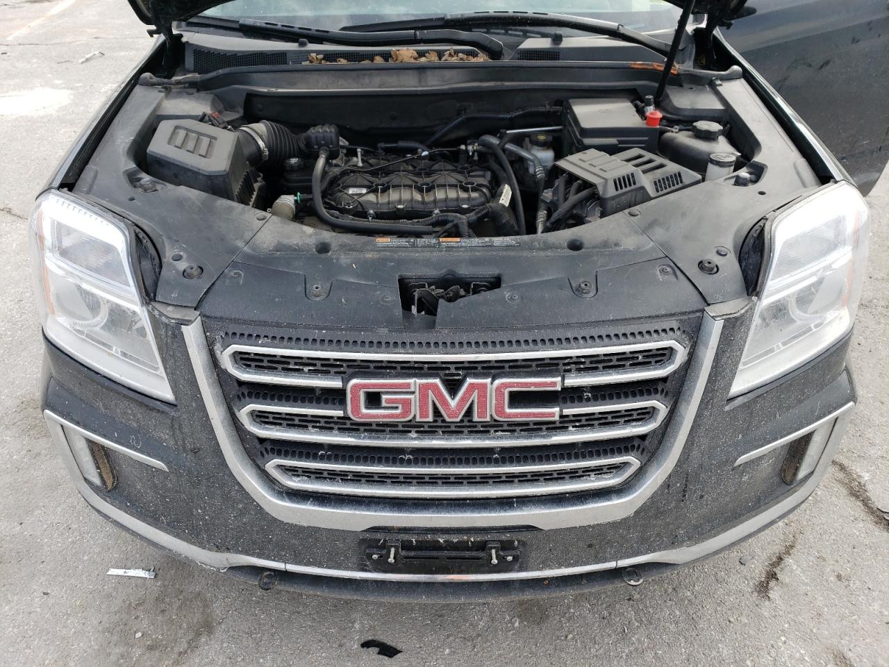 2017 GMC Terrain - Image 14