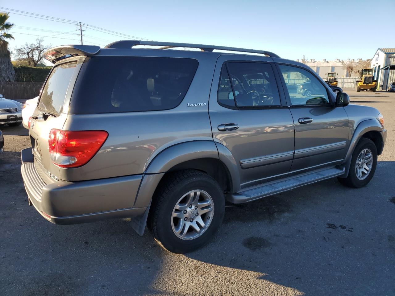 2006 Toyota Sequoia - Image 3