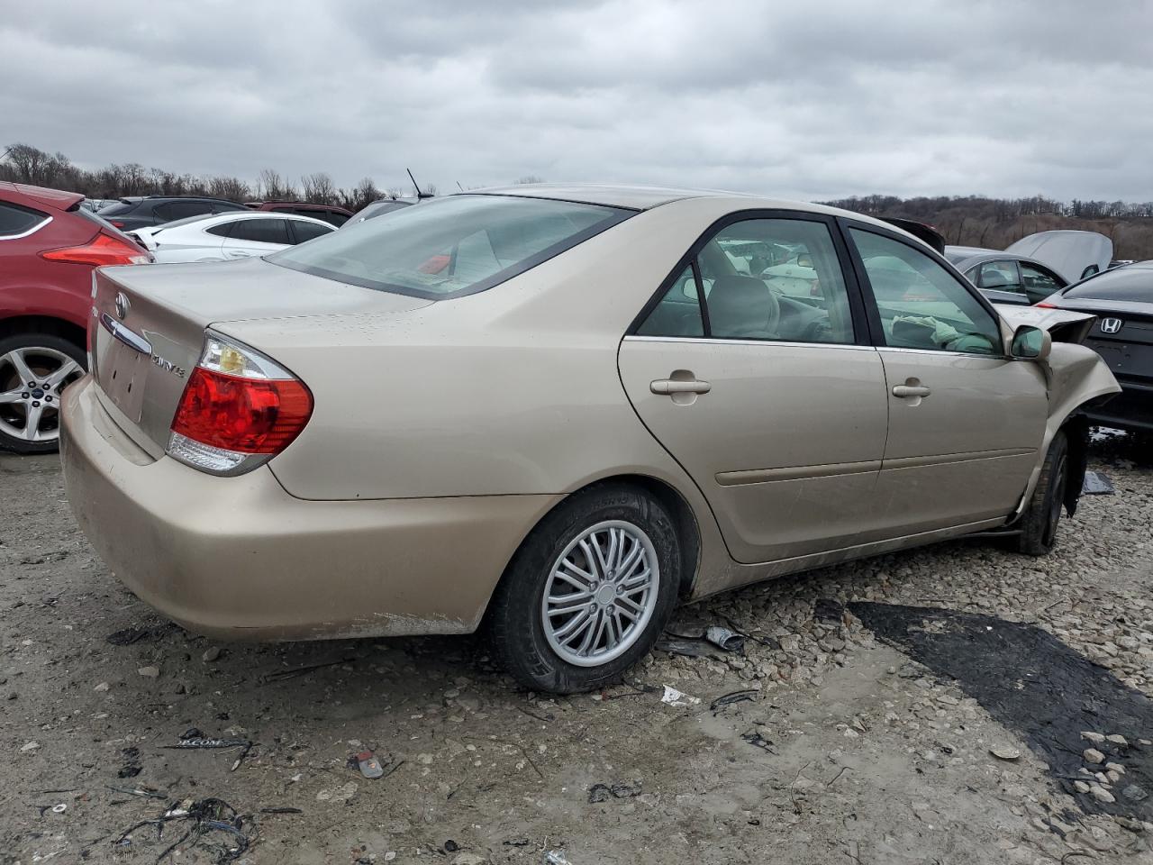 2005 Toyota Camry - Image 3