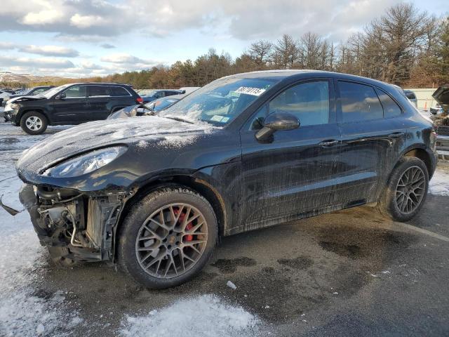 2015 Porsche Macan Turbo