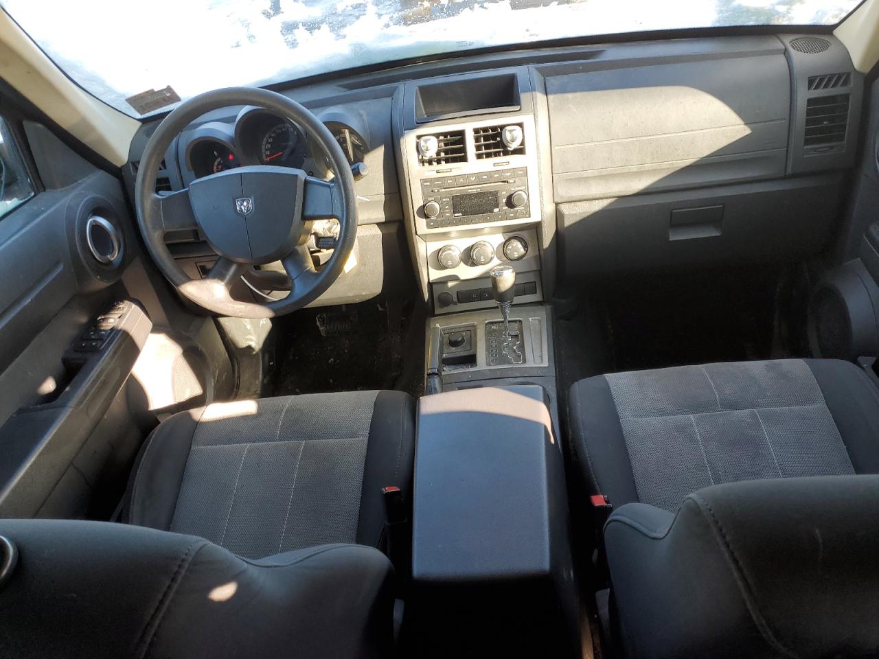 2008 Dodge Nitro - Image 8