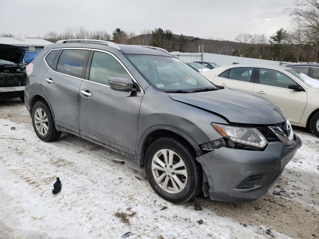 2015 Nissan Rogue - Image 4