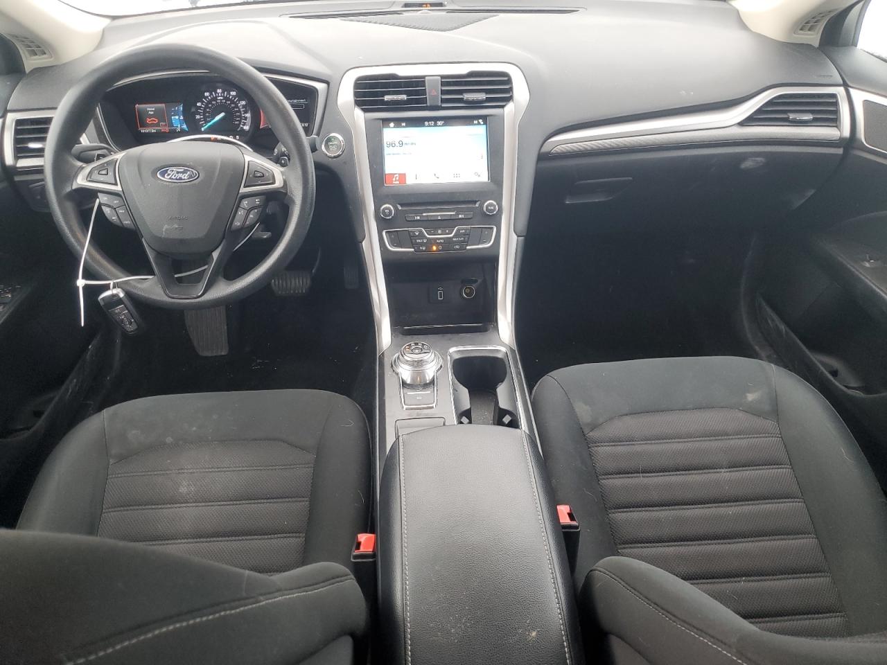 2018 Ford Fusion - Image 8