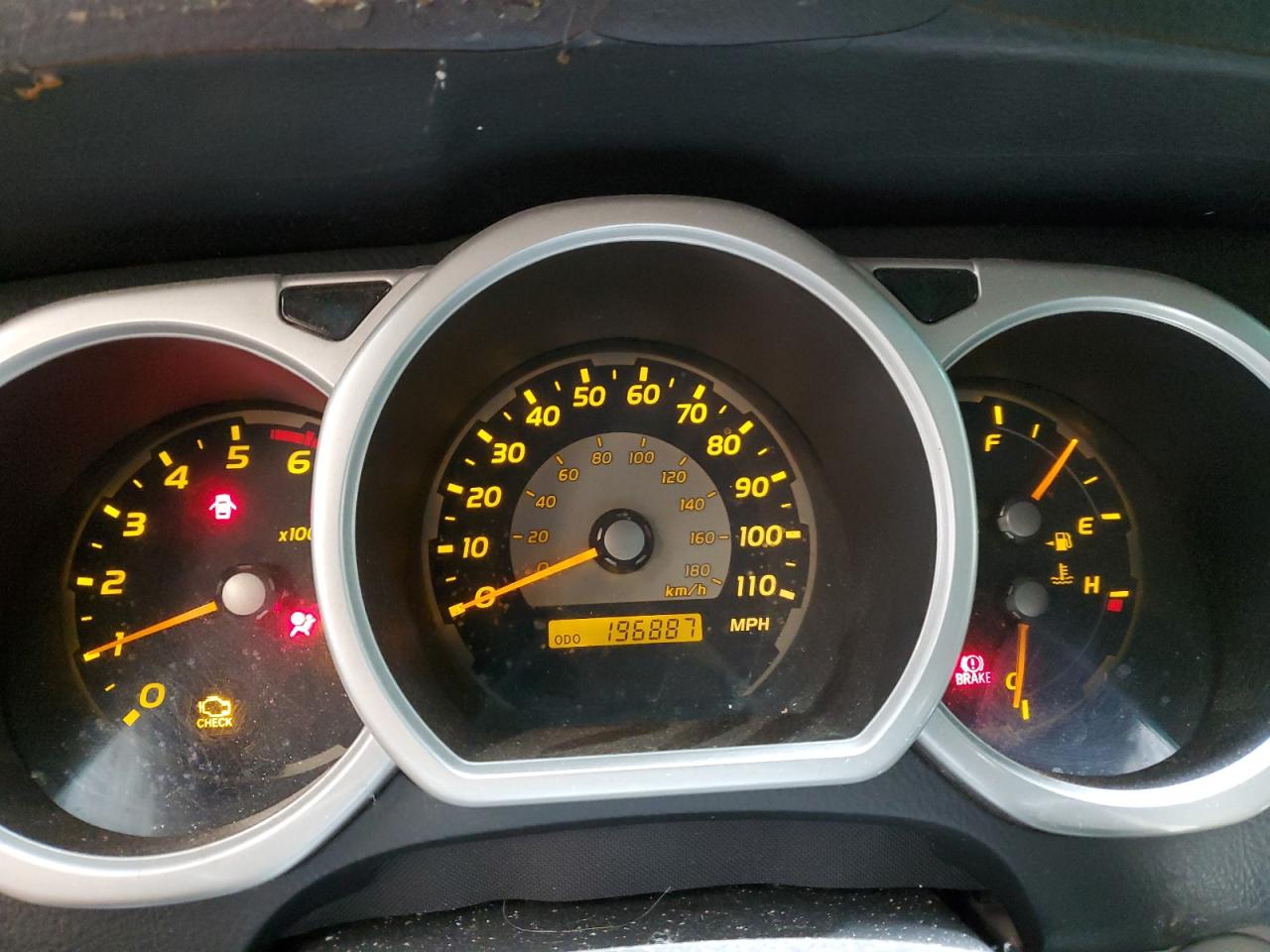 2004 Toyota 4Runner - Image 9