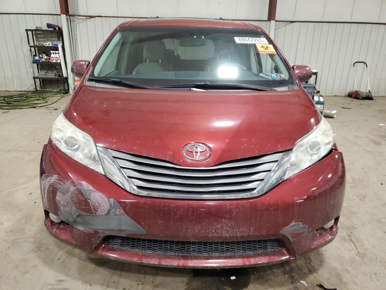 2014 Toyota Sienna - Image 5