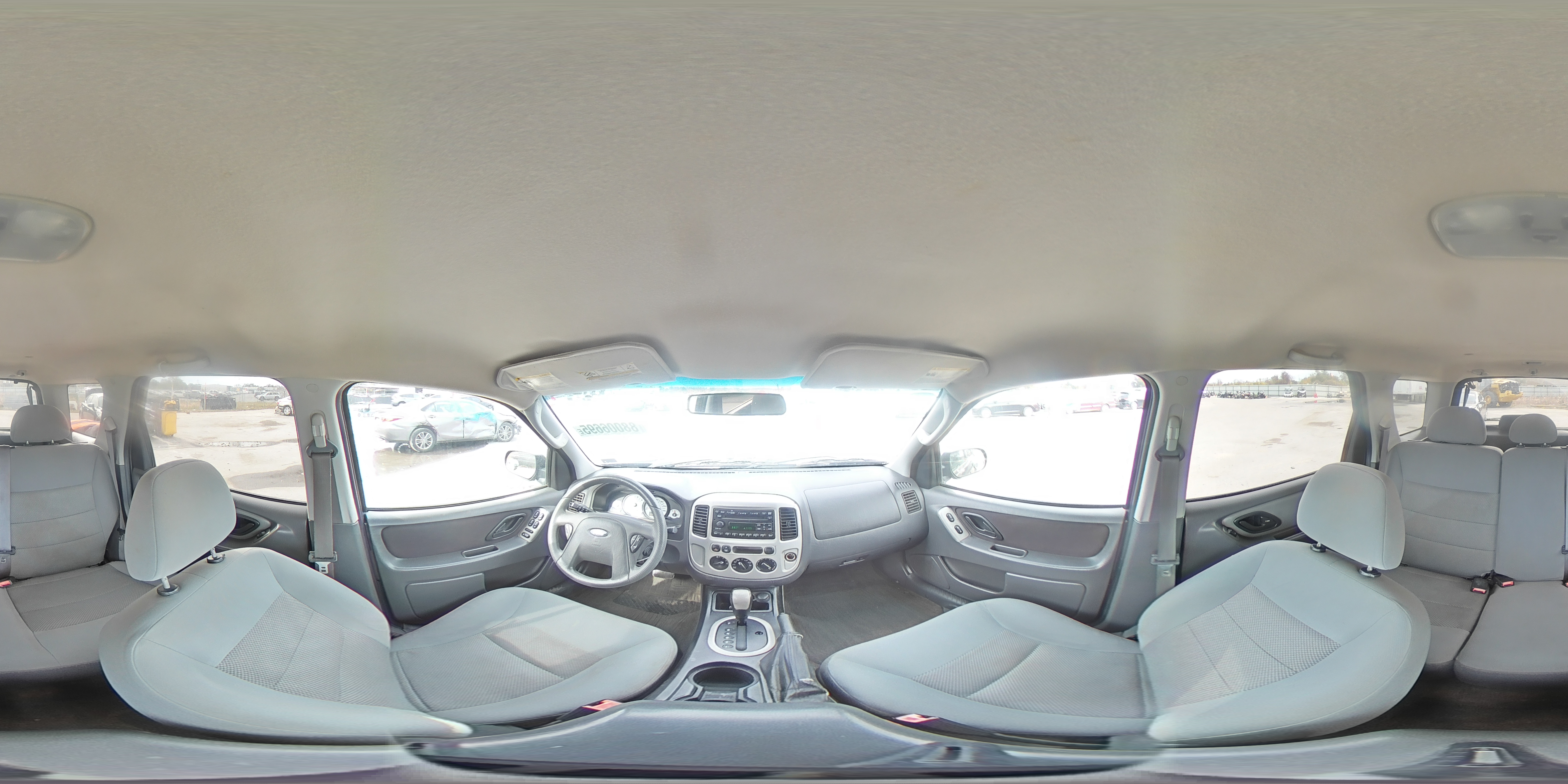 2007 Ford Escape - Image 13