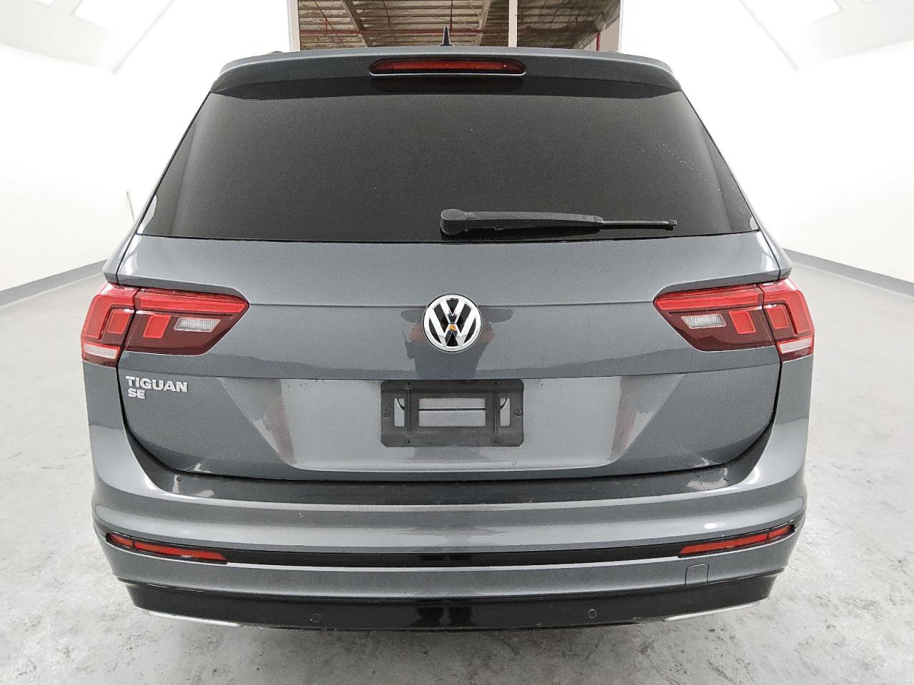 2021 Volkswagen Tiguan - Image 6