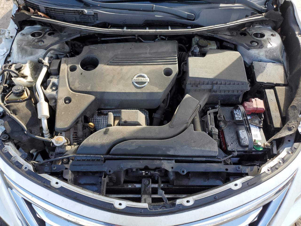 2015 Nissan Altima - Image 11