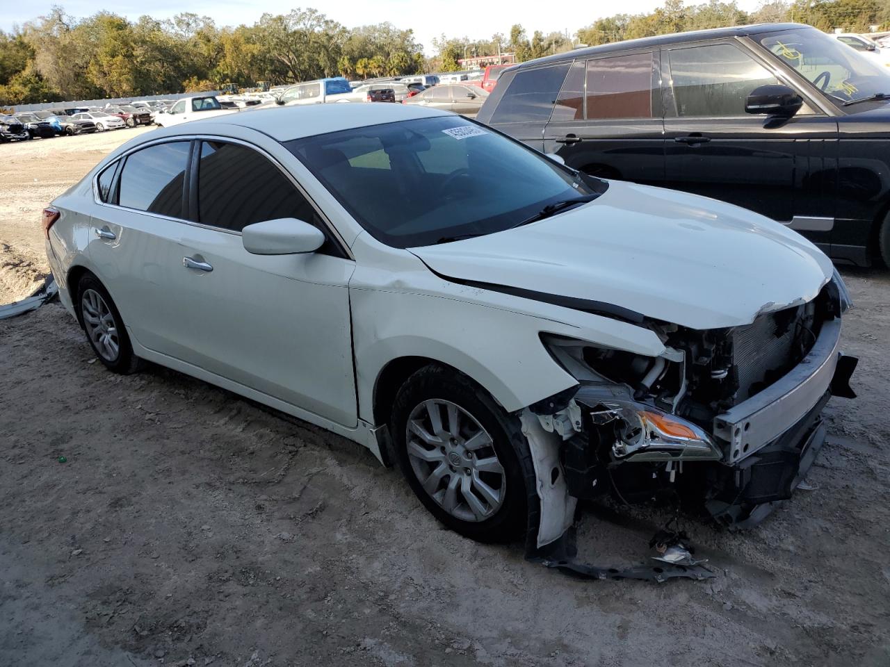 2018 Nissan Altima - Image 4