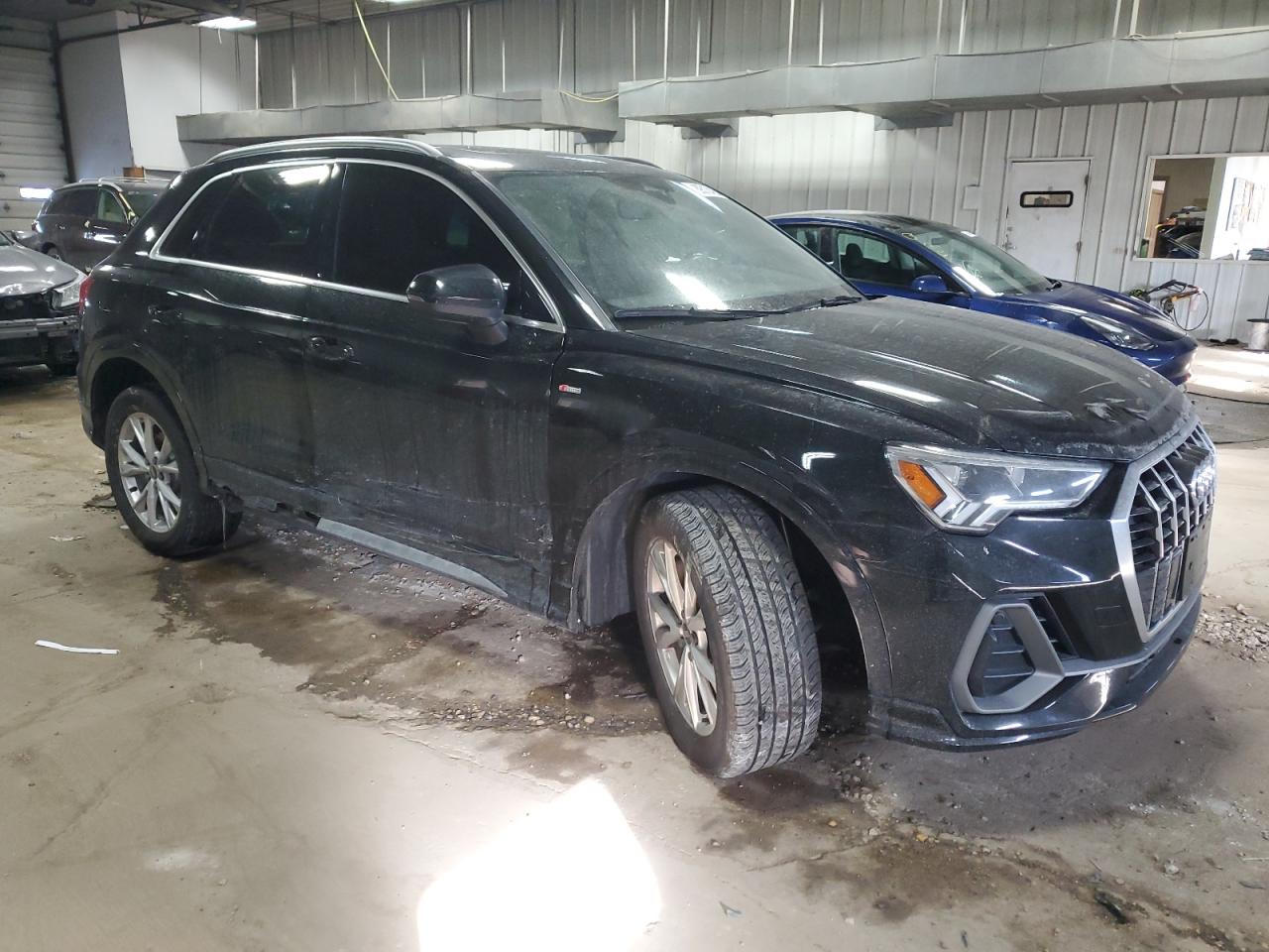 2021 Audi Q3 - Image 4