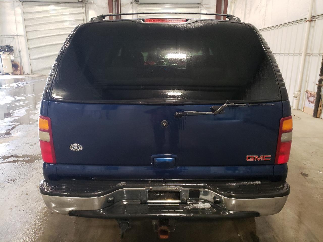 2002 GMC Yukon - Image 6