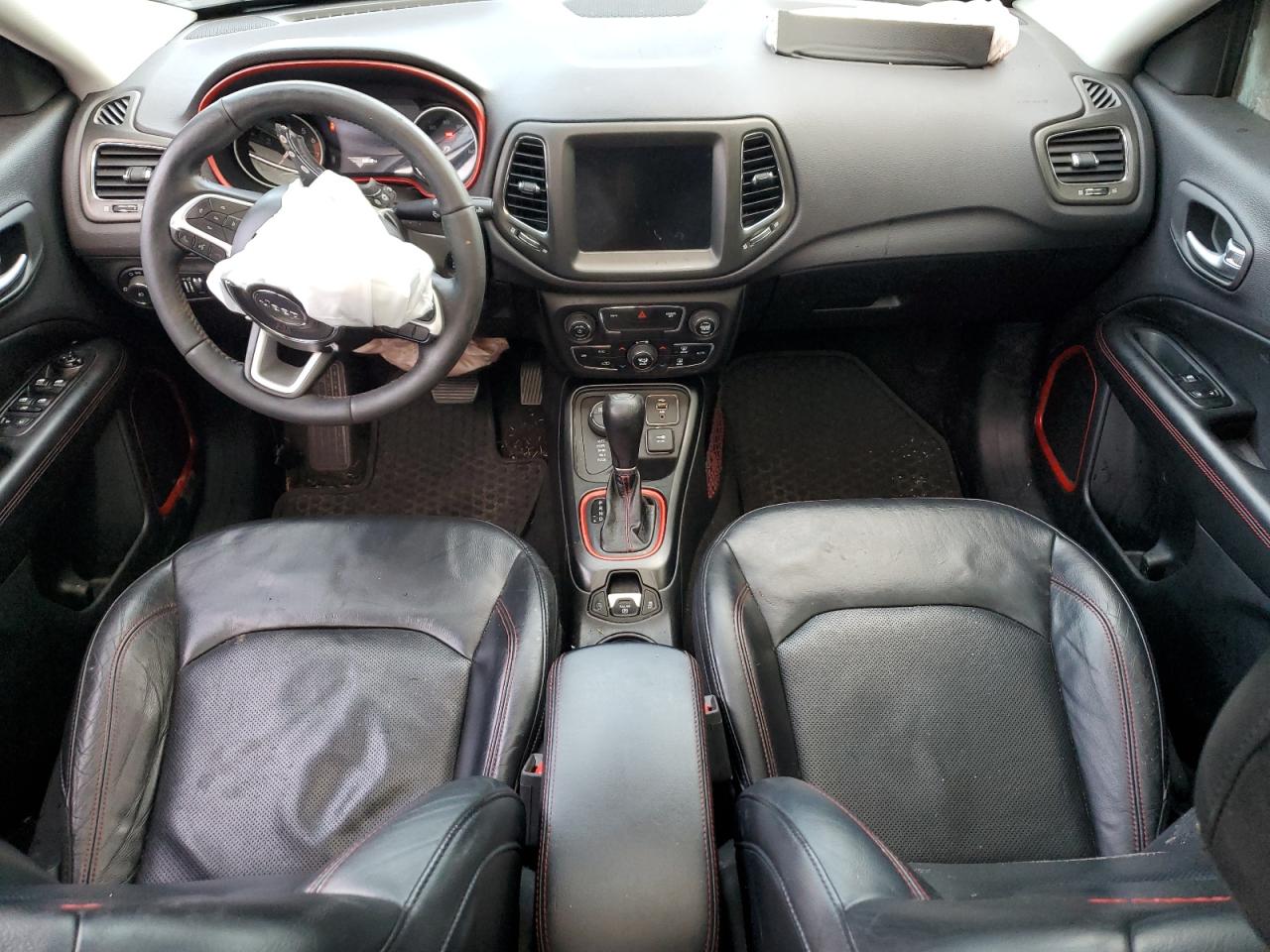 2017 Jeep Compass - Image 8