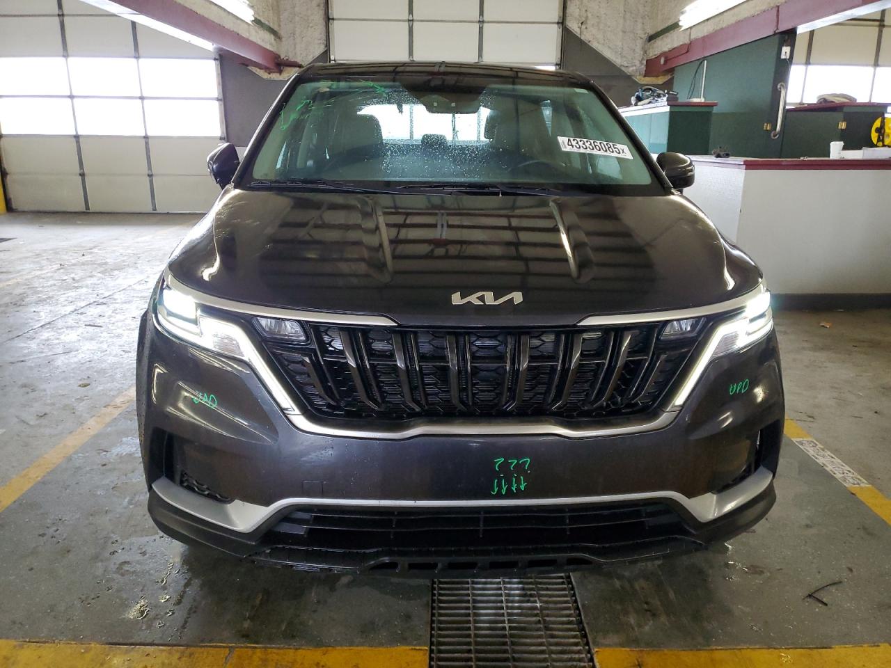 2023 Kia Carnival - Image 5