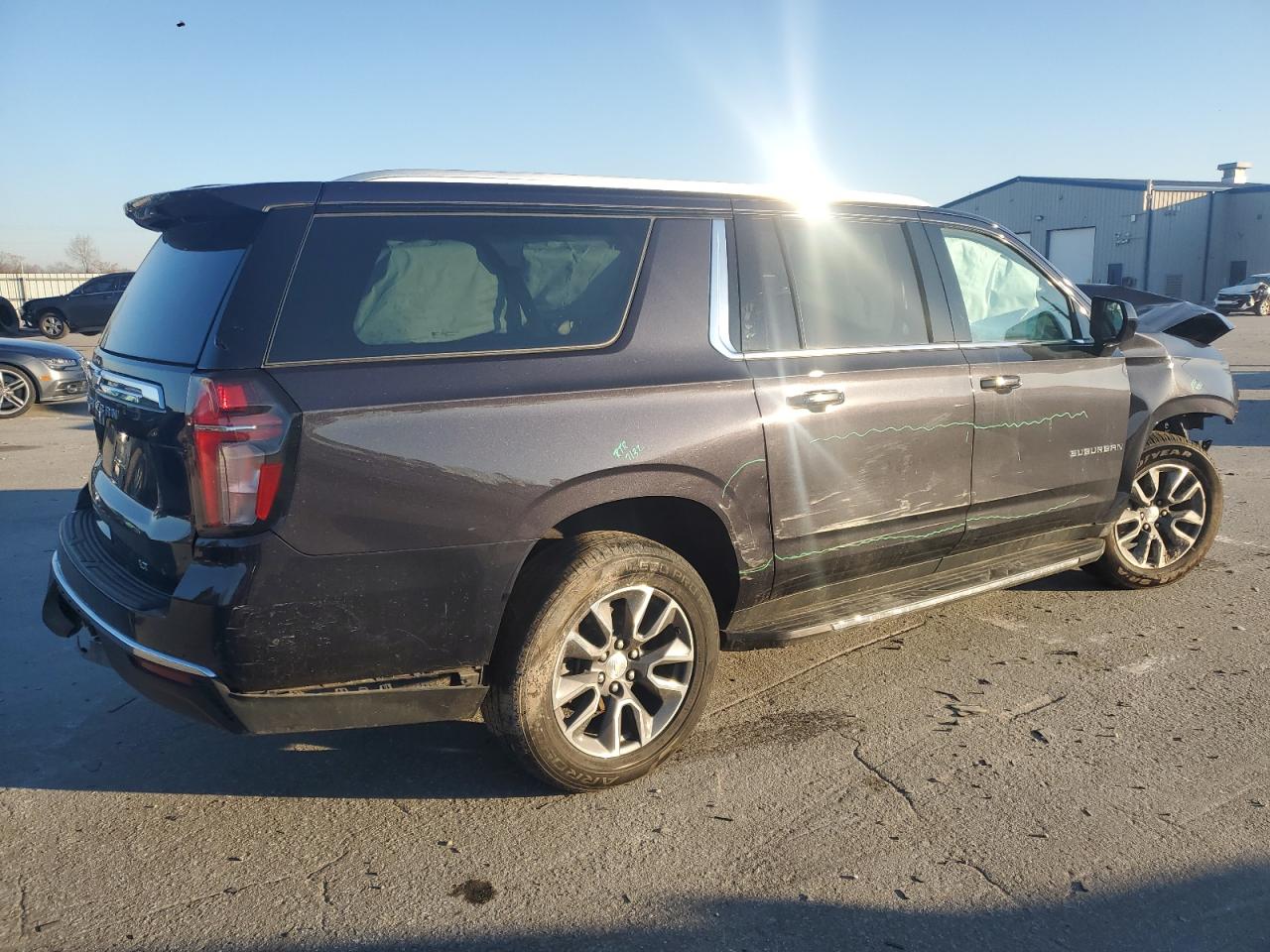 2022 Chevrolet Suburban - Image 3