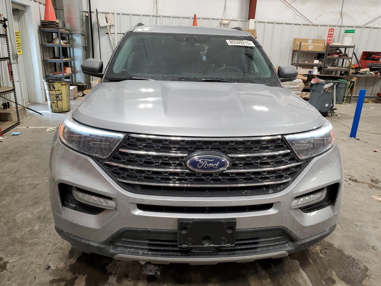 2023 Ford Explorer - Image 5