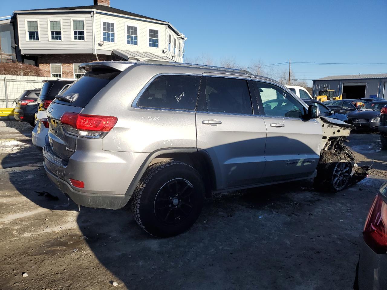 2018 Jeep Grand Cherokee - Image 3