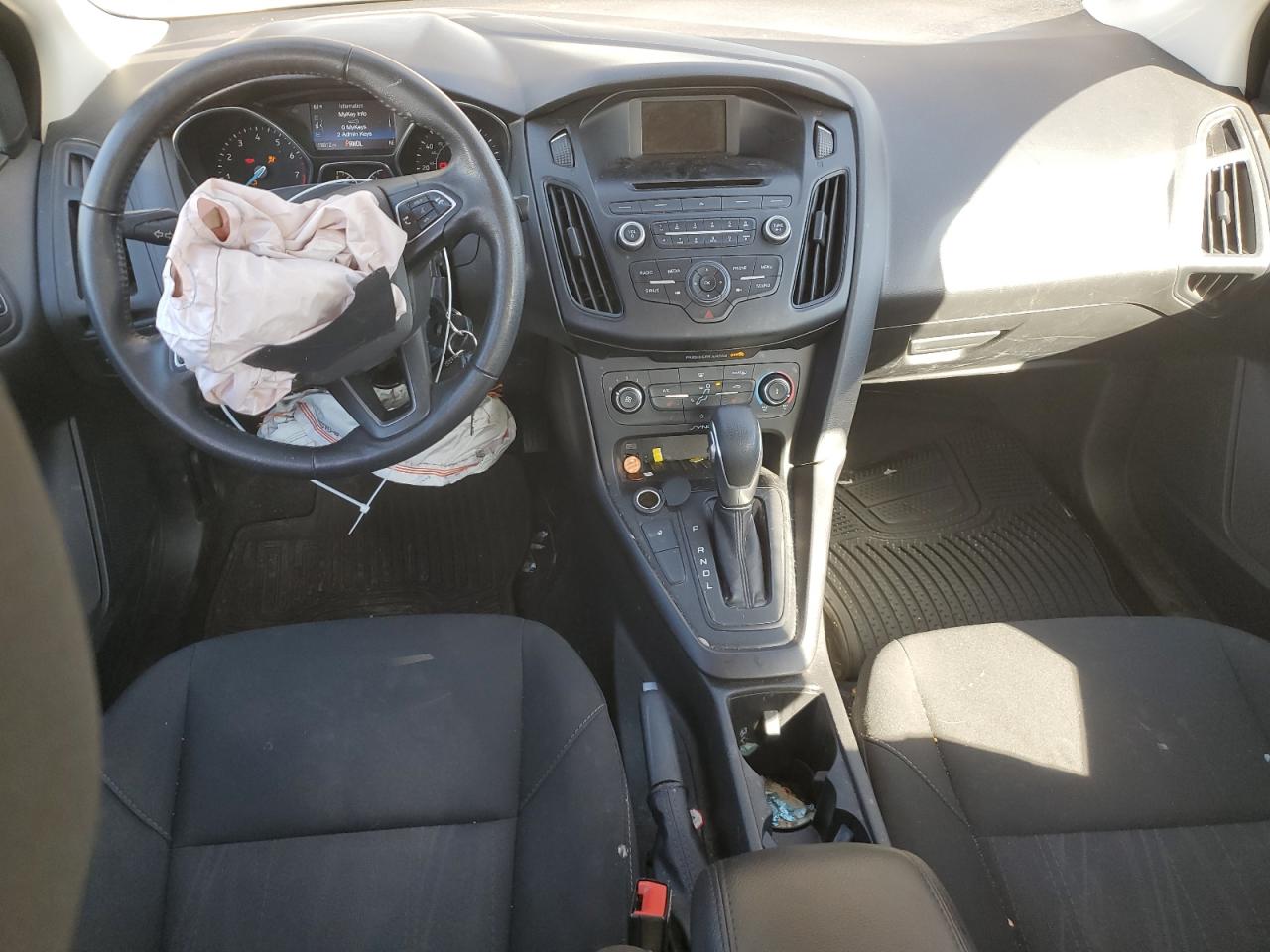 2017 Ford Focus - Image 8