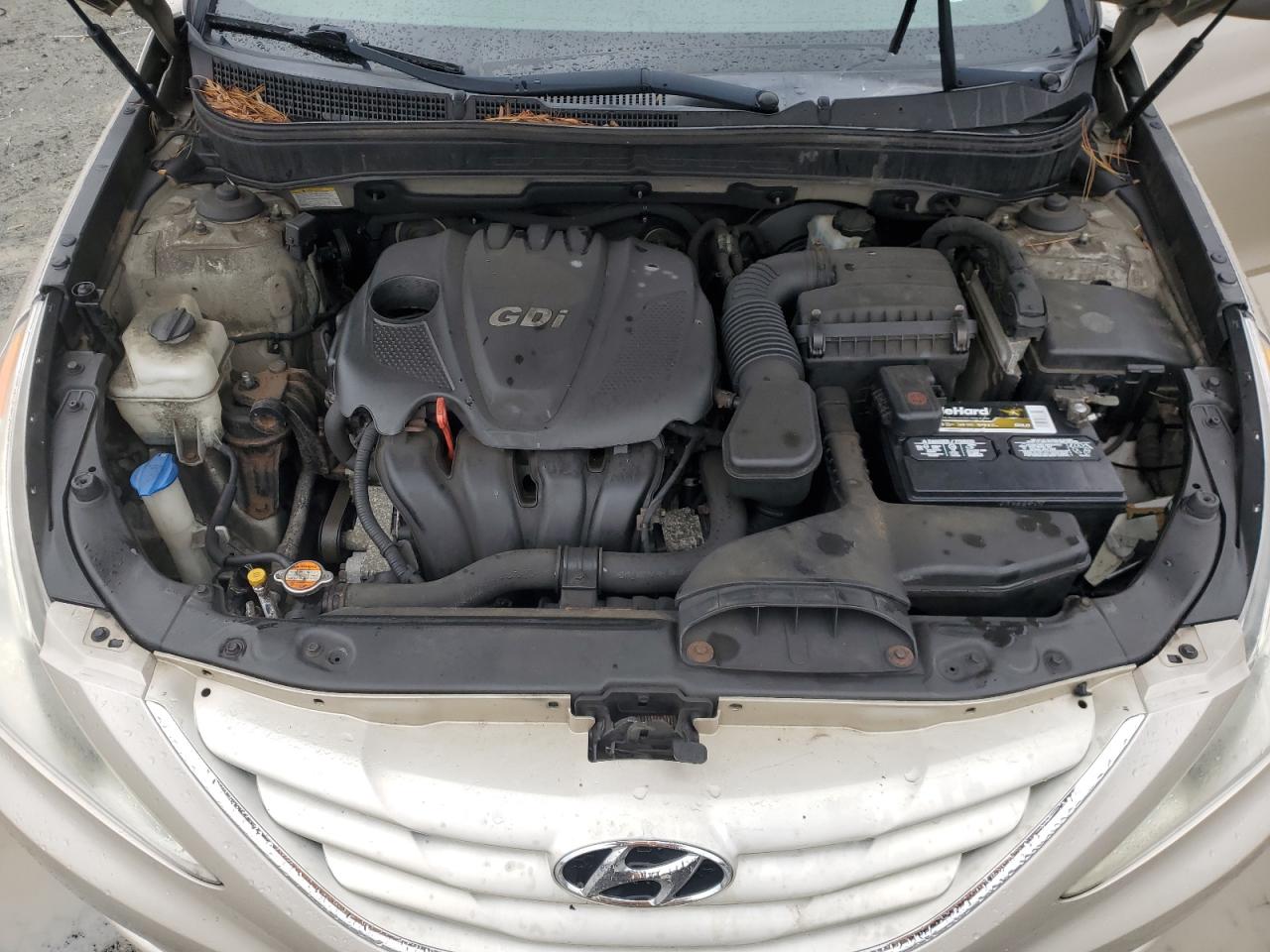 2011 Hyundai Sonata - Image 11