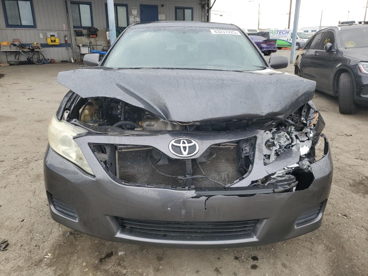 2010 Toyota Camry - Image 5