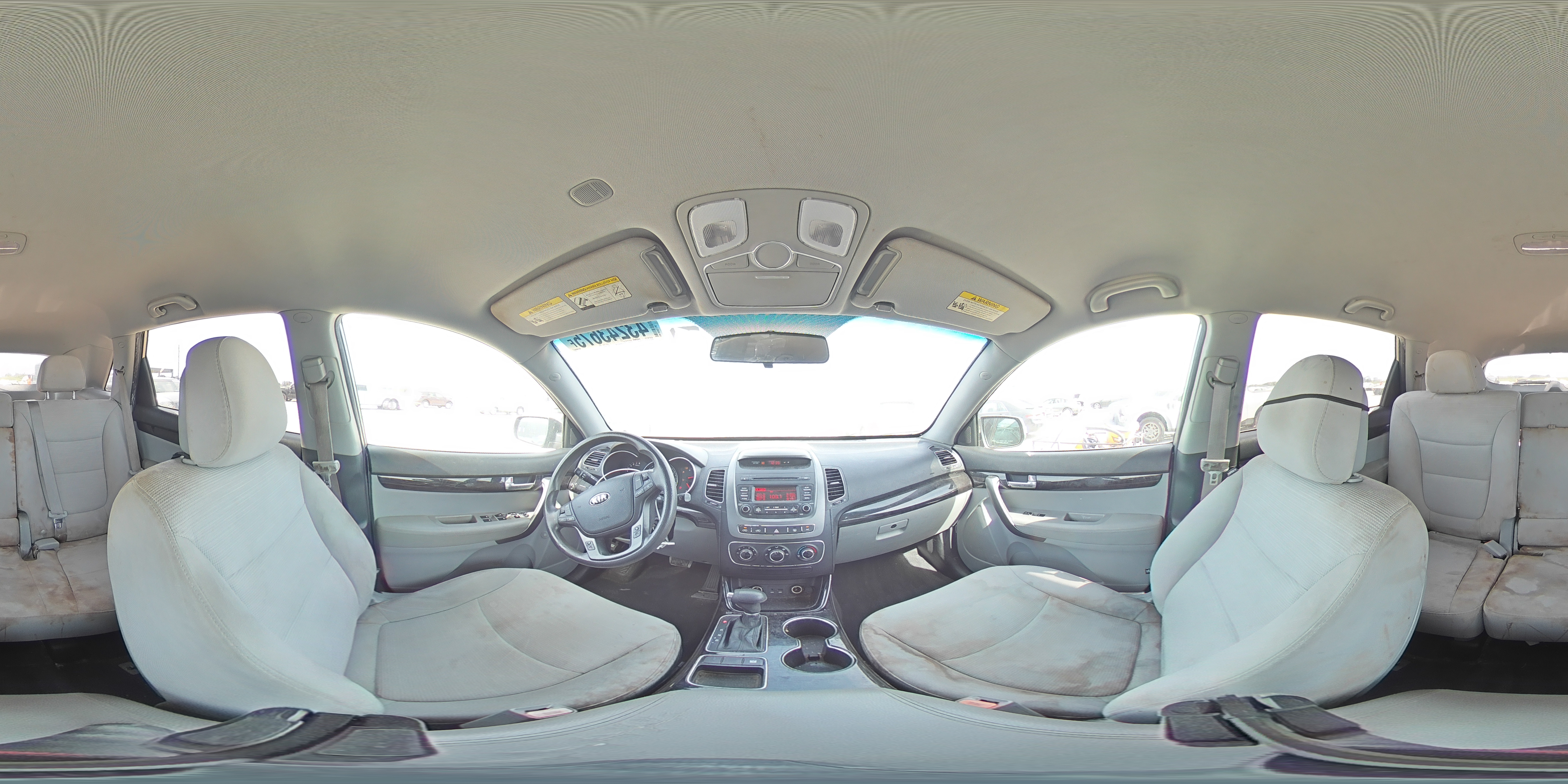 2014 Kia Sorento - Image 13