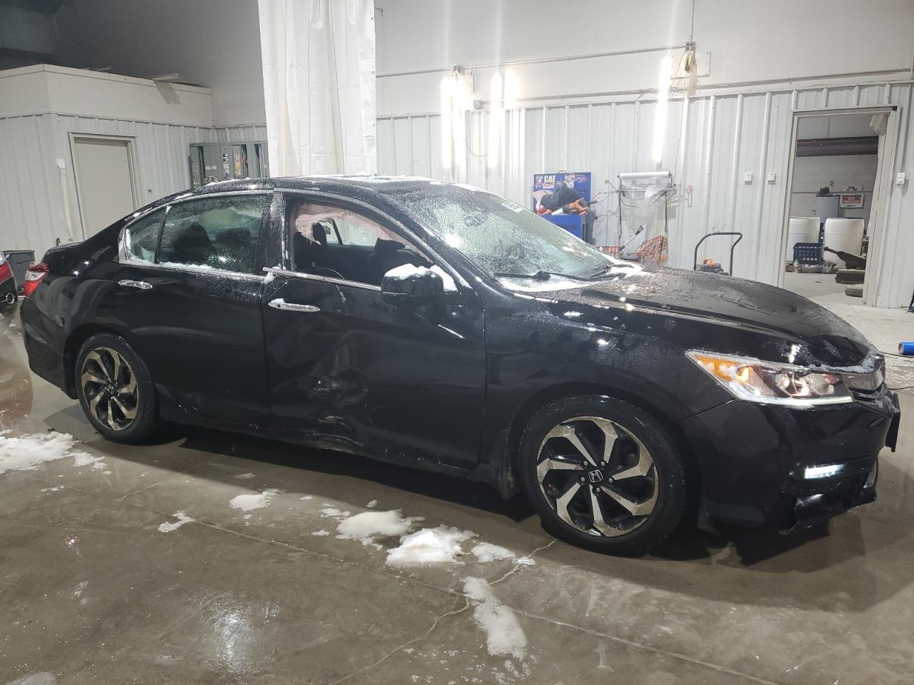 2017 Honda Accord - Image 4