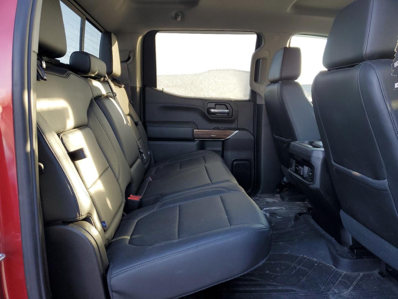 2019 Chevrolet Silverado - Image 10