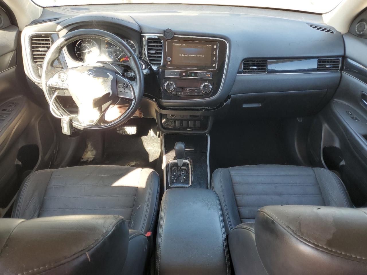 2019 Mitsubishi Outlander - Image 8